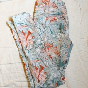 BuffBunny Luna Leggings - Island Print